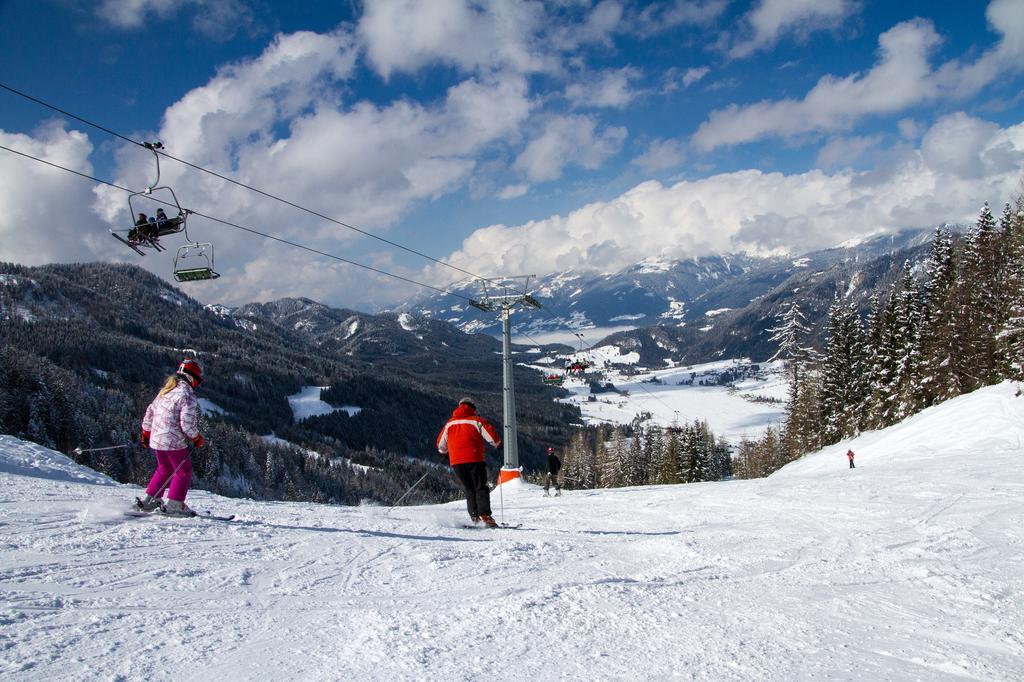 Ferienhof Obergasser Und Bergblick Weissensee Exteriör bild